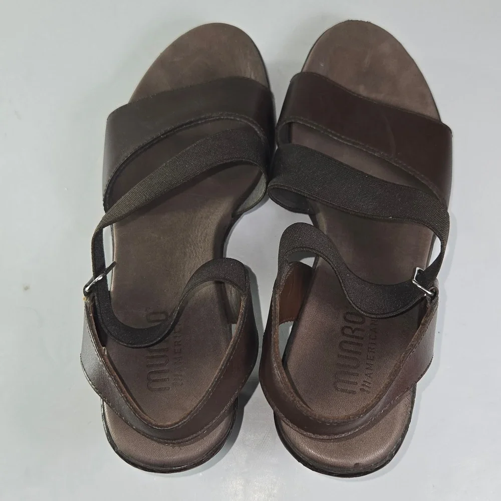 Munro American Women Dark Brown Leather Elastic Strap Wedge Sandals Size 8‎